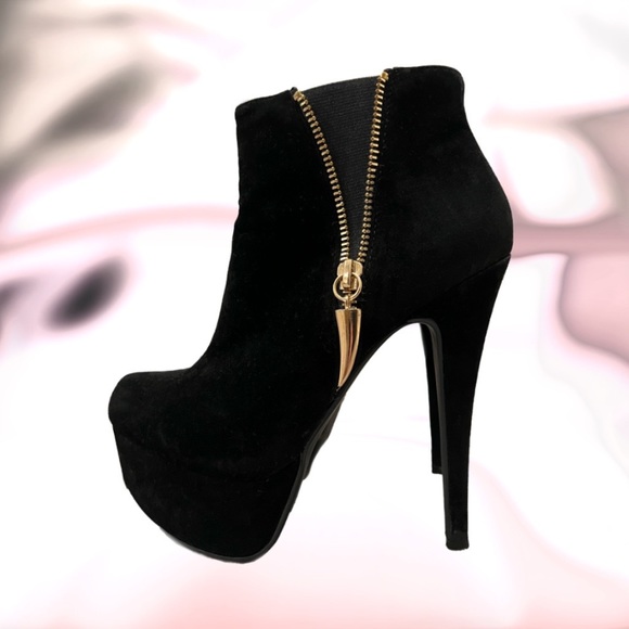 Velvet Stiletto Statement Booties ✨ Black with Gold Zipper Size 7 - Picture 2 of 5